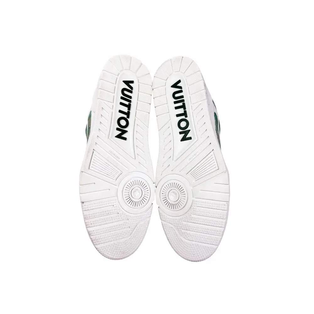 Louis Vuitton size 10lv
